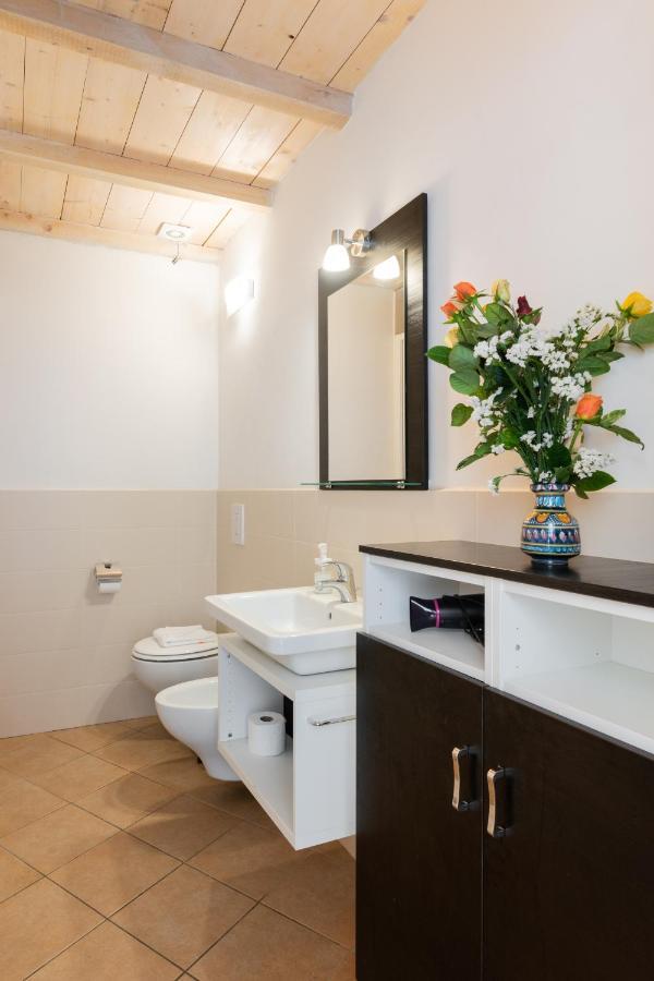 Roommo Beccaria Firenze Esterno foto